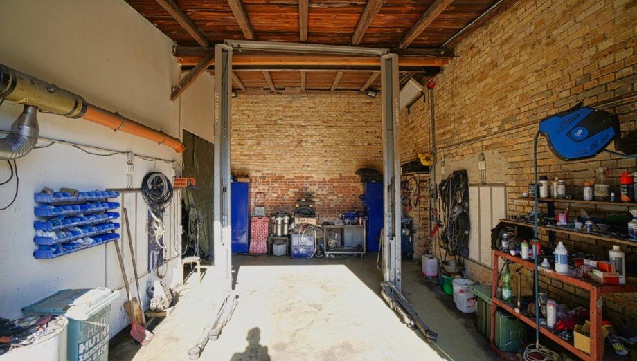 Seitengeb�ude, EG Werkstatt Bauernhaus Gr�fenhainichen