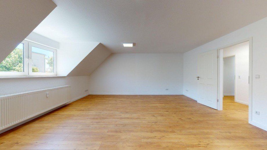 Wohnzimmer zur Stra�e Etagenwohnung Potsdam