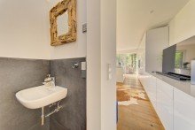 WC Exklusives High-End-Mobilheim mit Dachterrasse in Strandn�he