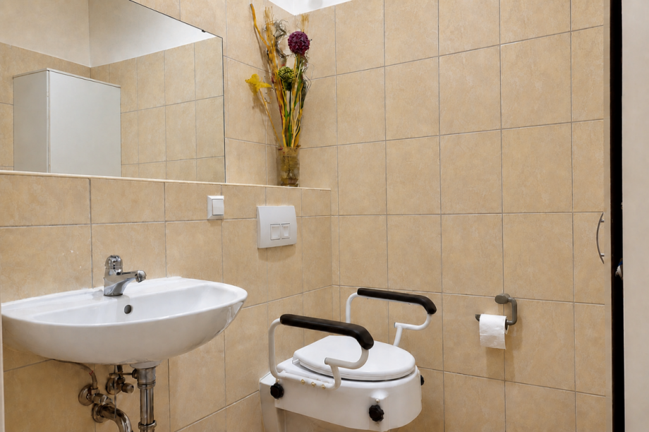 WC sonstige Nauen