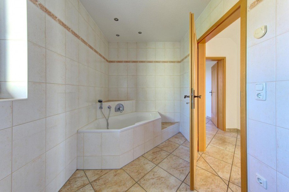 EG Wannenbad Einfamilienhaus Werder (Havel)