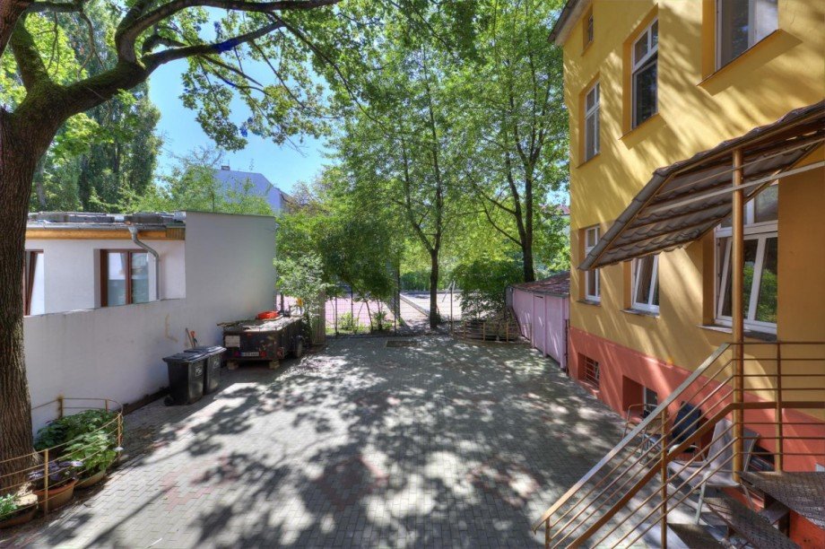 Hof Mehrfamilienhaus Berlin