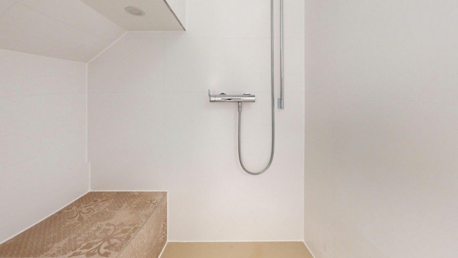 DG Whg. 2 - Badezimmer Zweifamilienhaus Potsdam