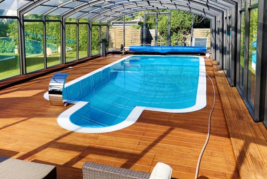 Pool u. Poolhalle Einfamilienhaus Potsdam