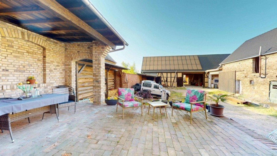 Terrasse im Hof Bauernhaus Gr�fenhainichen