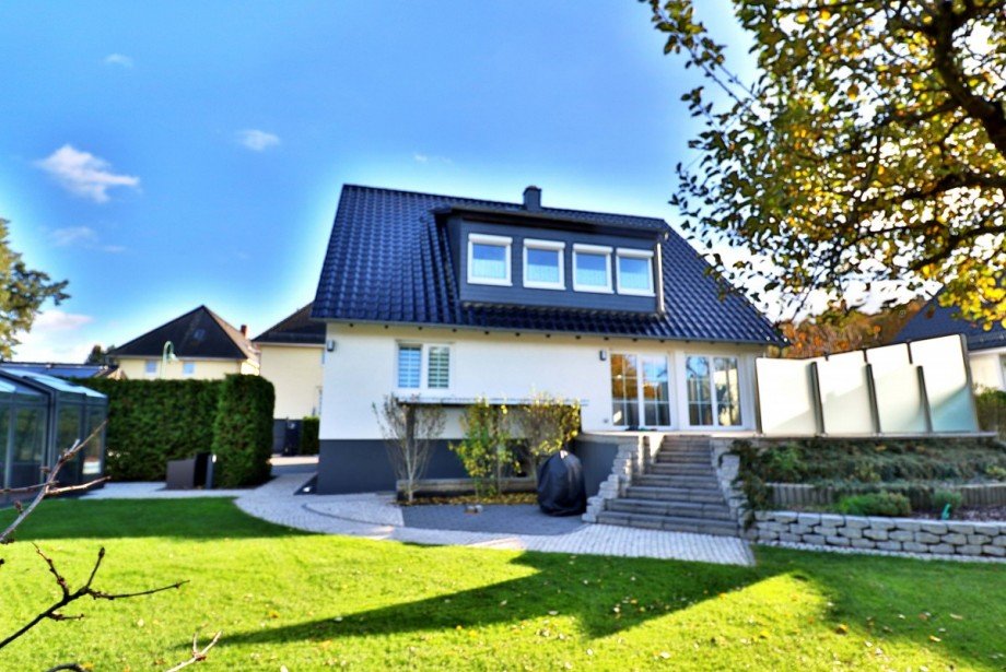 Hausansicht v. Garten Einfamilienhaus Potsdam