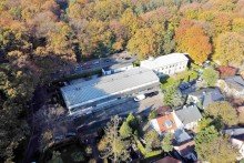 Ansicht von Osten Renditestarkes Gewerbeobjekt in exponierter Lage mit Steigerungspotential