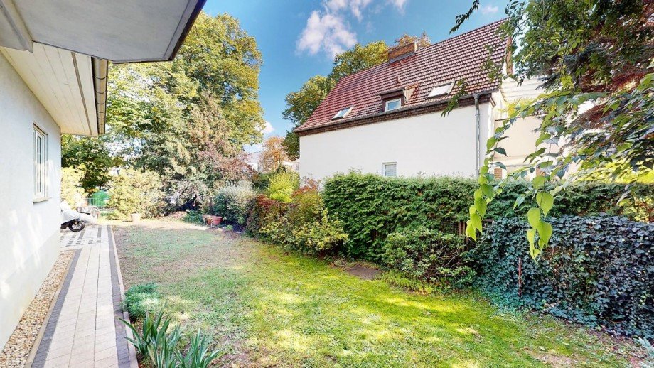 Blick hinter dem Haus Einfamilienhaus Berlin