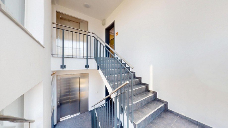 2. & 3. OG Treppenhaus Einfamilienhaus Berlin