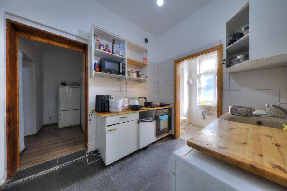 Etagenwohnung Mehrfamilienhaus Berlin