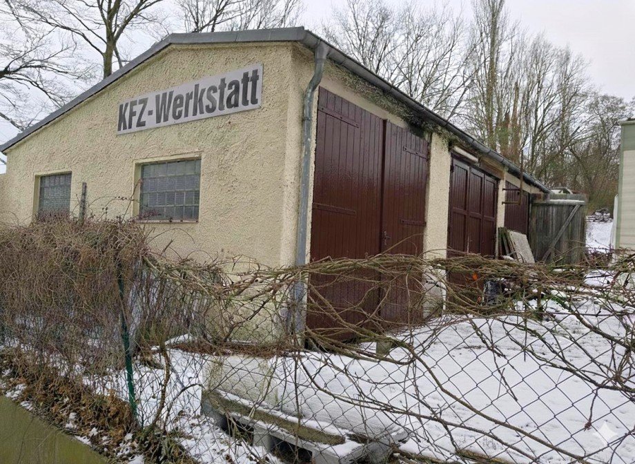 Gewerbegrundst�ck mit Hallen- und Werkstattgeb�uden sonstige Gro� Kreutz (Havel)
