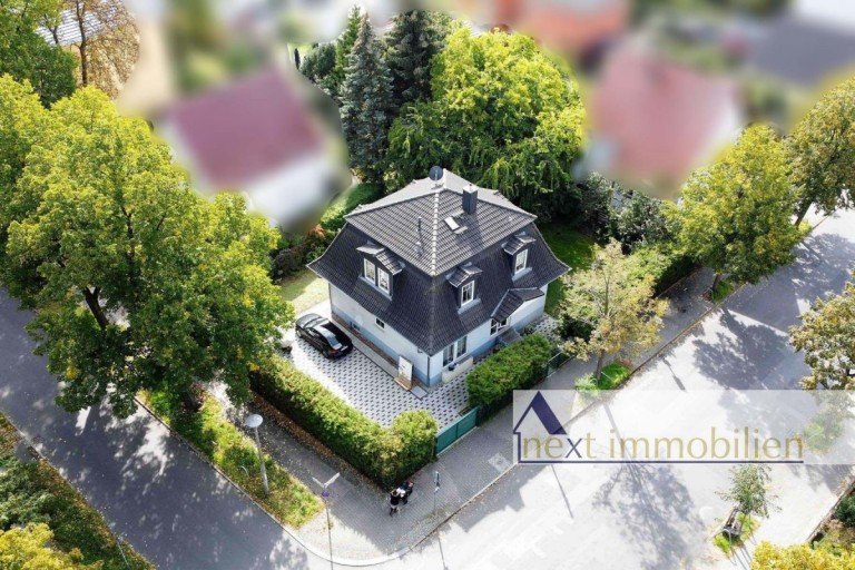 Luftaufnahme Berlin Einfamilienhaus Gro�z�giges Ein- oder Zweifamilienhaus in familienfreundlicher Lage (Mit Keller!)
