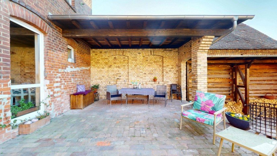 Terrasse im Hof Bauernhaus Gr�fenhainichen