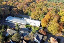 Ansicht von Osten Renditestarkes Gewerbeobjekt in exponierter Lage mit Steigerungspotential