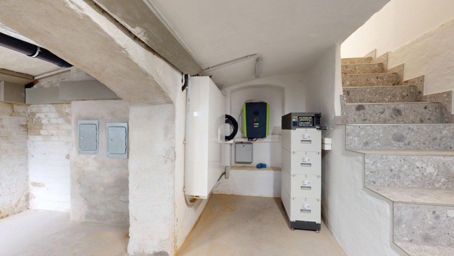 Keller - Strom - Speicher Zweifamilienhaus Potsdam