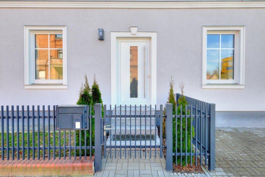 Hausansicht Zweifamilienhaus Potsdam