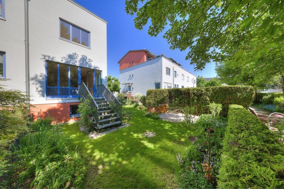 Hausansicht Garten Terrassenwohnung Nuthetal