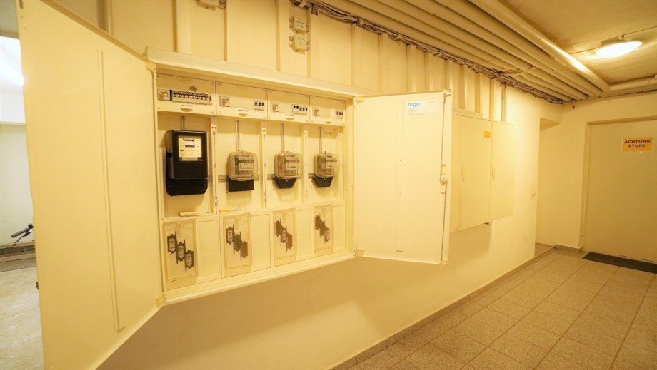 Z�hlerk�sten Halle / Lager / Produktion Potsdam