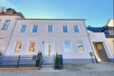 Hauptbild 232 m² kernsaniertes Zweifamilienhaus mit Remise, Innenhof und moderner Energietechnik